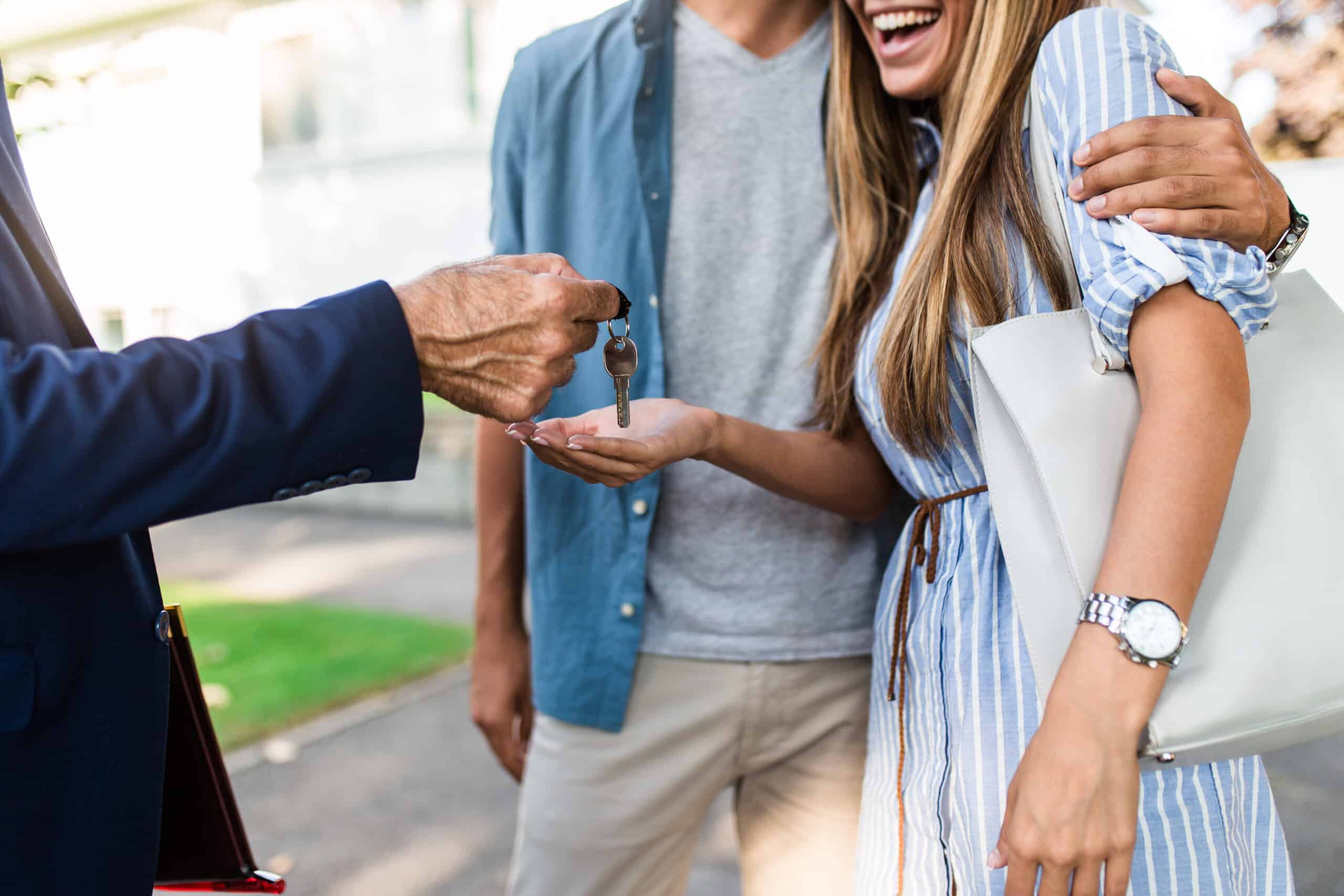 Demystifying Mortgage Rates: Unraveling the Factors that Influence Interest Rates